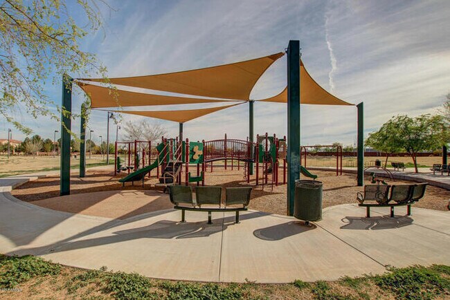 Building Photo - Stunning Rancho Del Ray double story overlooking community park.
