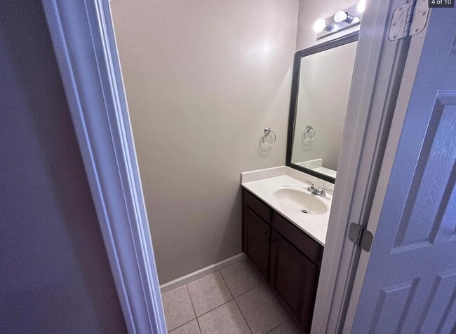 Building Photo - 6670 S Wilson Rd