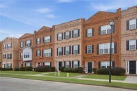 Building Photo - 4830 Liberty Plaza