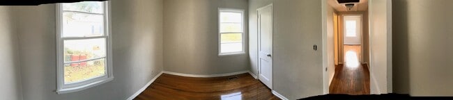 Building Photo - 49 Lakeside Dr