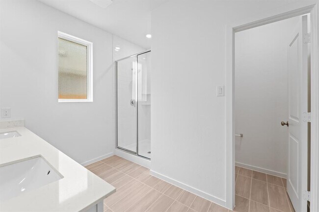 Building Photo - 6707 Sunset Velvet Dr