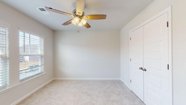 Building Photo - Ideal Home for Rent in Summers Corner Comm...
