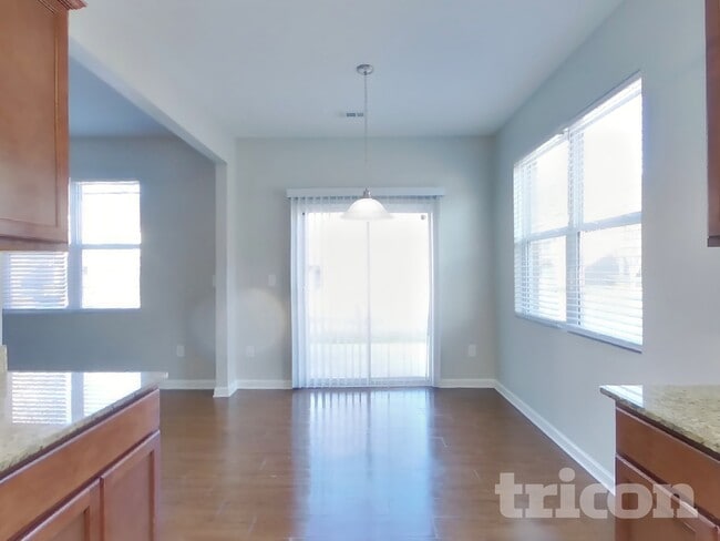 Building Photo - 2062 Aragon Lane