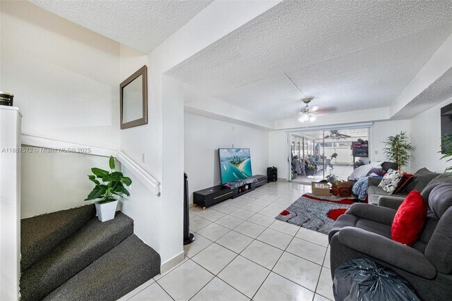 Building Photo - 1178 NW 123rd Pl