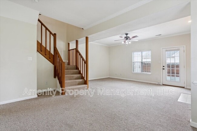 Building Photo - 400 Monument Ct