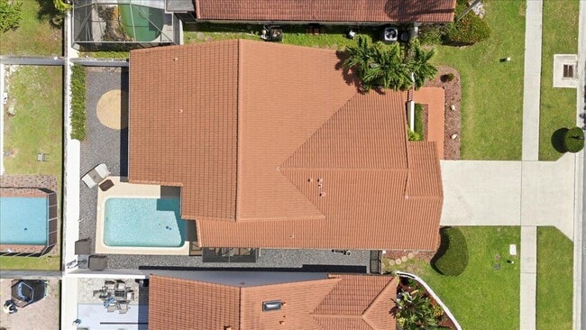 Building Photo - 21583 Villa Nova Dr