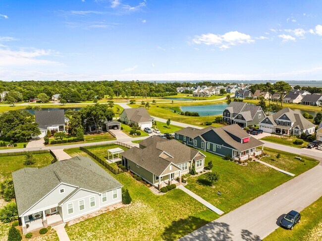 Building Photo - 202 Seagrass Wy