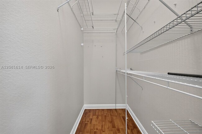 Building Photo - 5659 Via De La Plata Cir