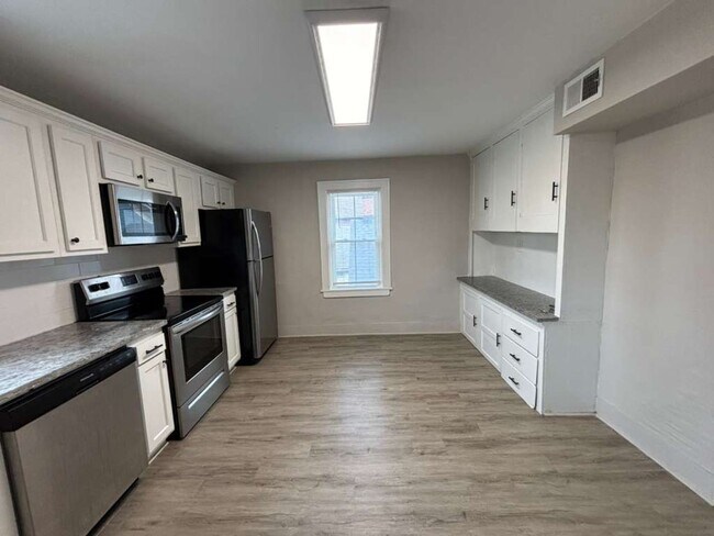 Building Photo - 4200 Whitman Ave