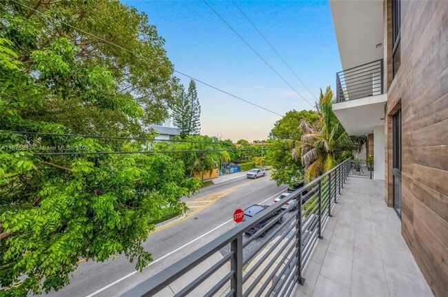 Building Photo - 3265 Bird Ave