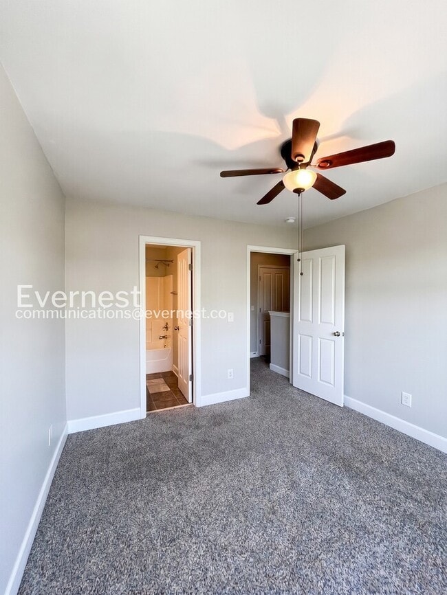 Building Photo - 7222 Althorp Way