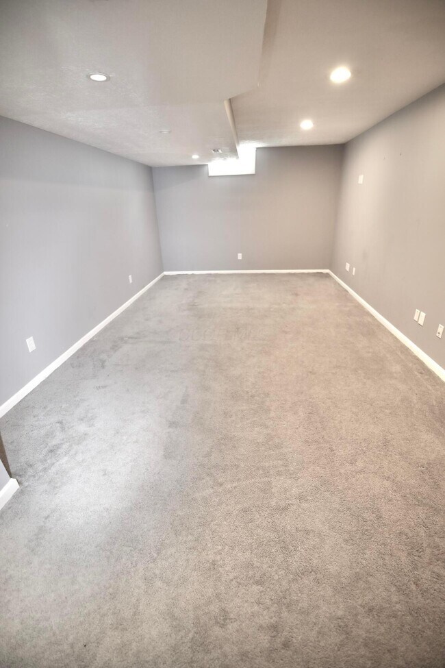 Building Photo - 7543 Ashley Meadow Dr