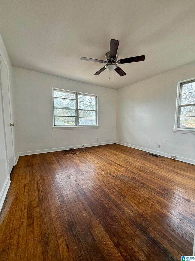 Building Photo - 7823 Rugby Ave