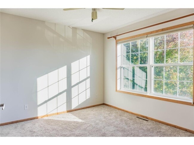 Building Photo - 1216 S Windmill Creek