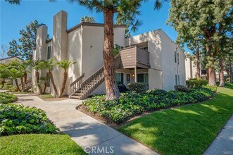 Building Photo - 1250 Cabrillo Park Dr