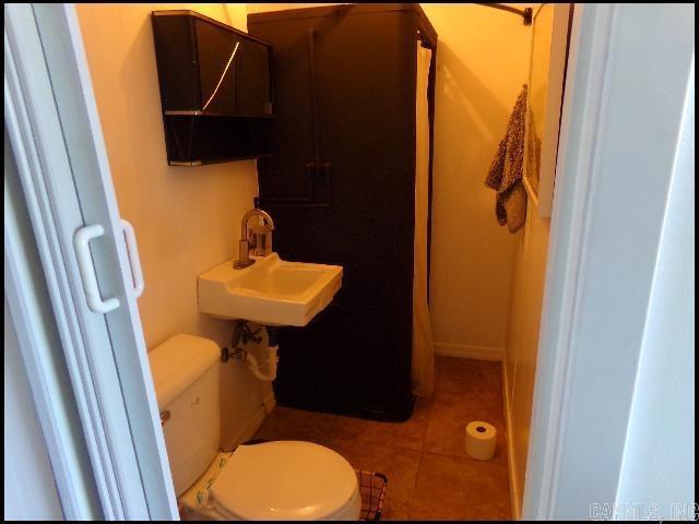 Building Photo - 136 Catalina Cir