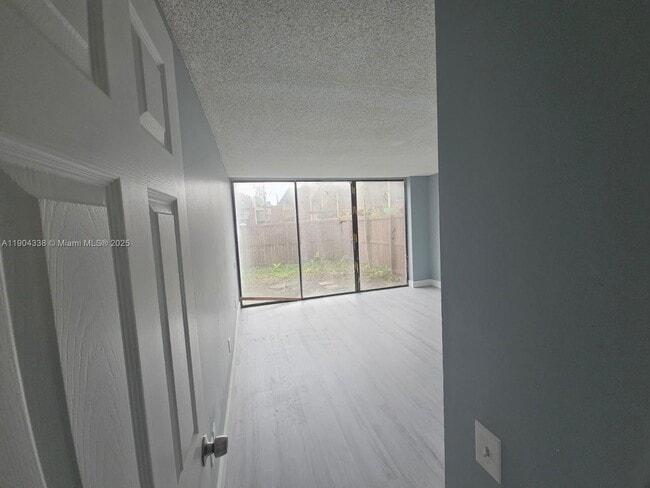 Building Photo - 6547 SW 116th Pl