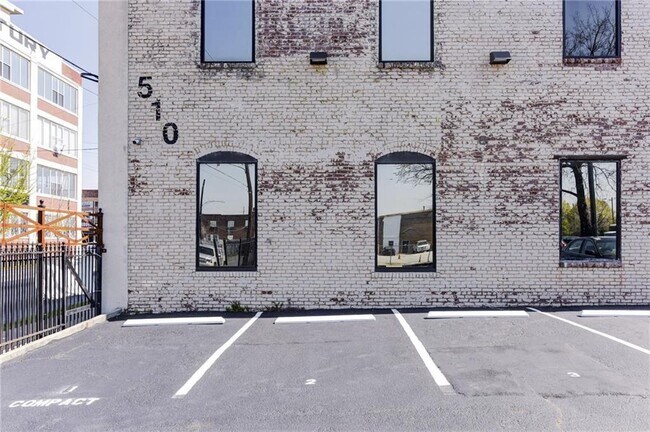 Building Photo - 510 Whitehall St SW