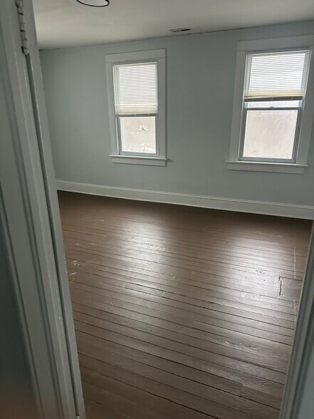 Building Photo - 316 Whitehead Ave