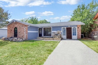 Building Photo - 5762 Broken Lance St