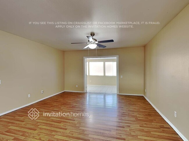 Building Photo - 1868 W Renaissance Ave