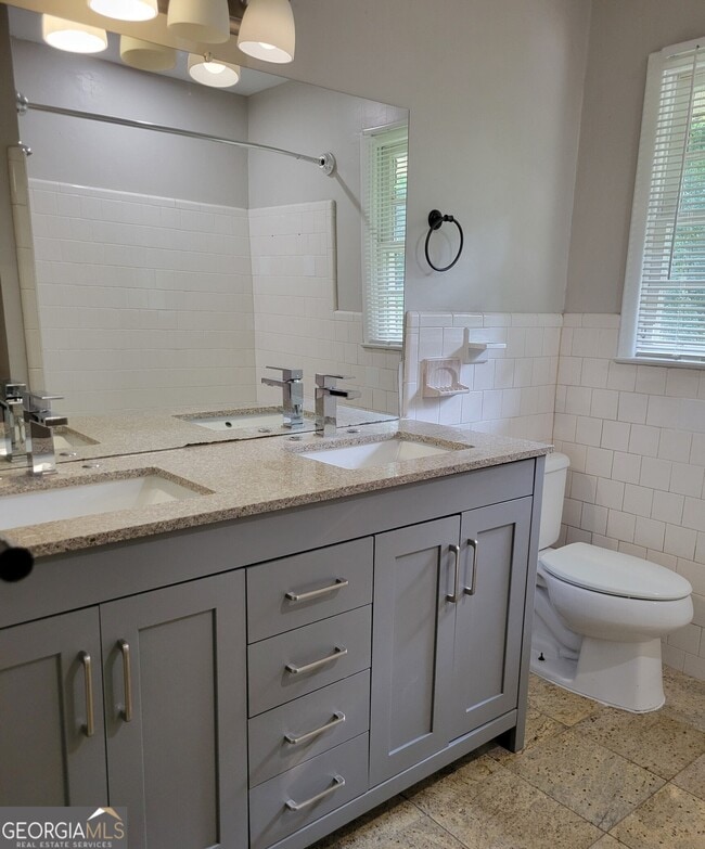 Building Photo - 4157 Cedar Valley Ln