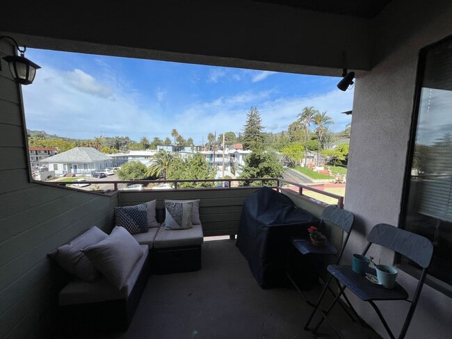 Building Photo - Foothill Community Blocks to Campus