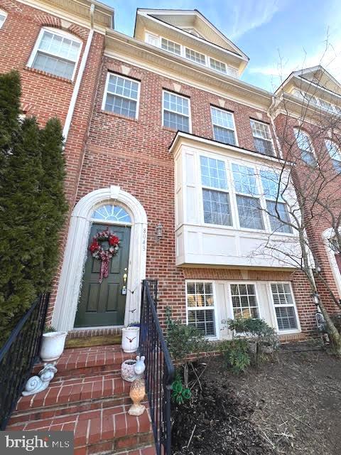 Building Photo - 8043 Reserve Way