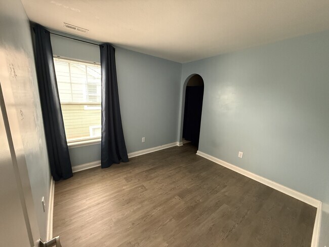 Building Photo - 8836 Kipling Dr