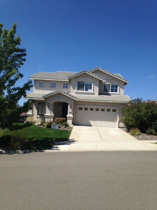 Building Photo - 2685 Glen Eagles Dr