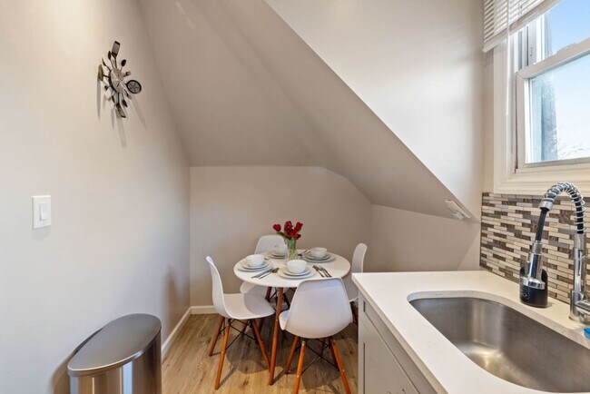 Building Photo - 61 Washington Terrace