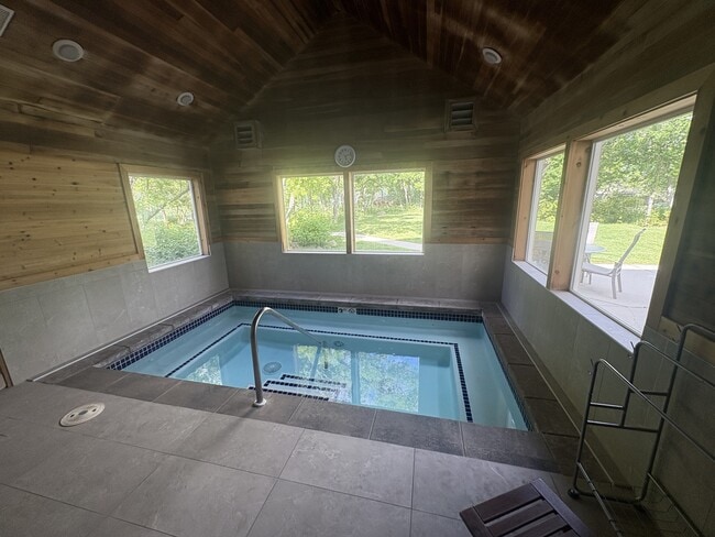Building Photo - 983 Grindelwald Ln