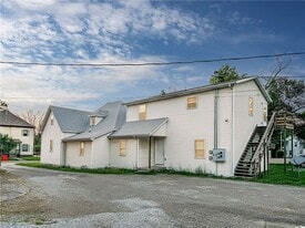 Building Photo - 1427 9th St