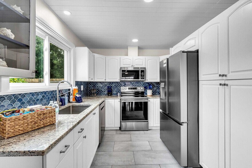 Building Photo - 7220 Arcturas Dr