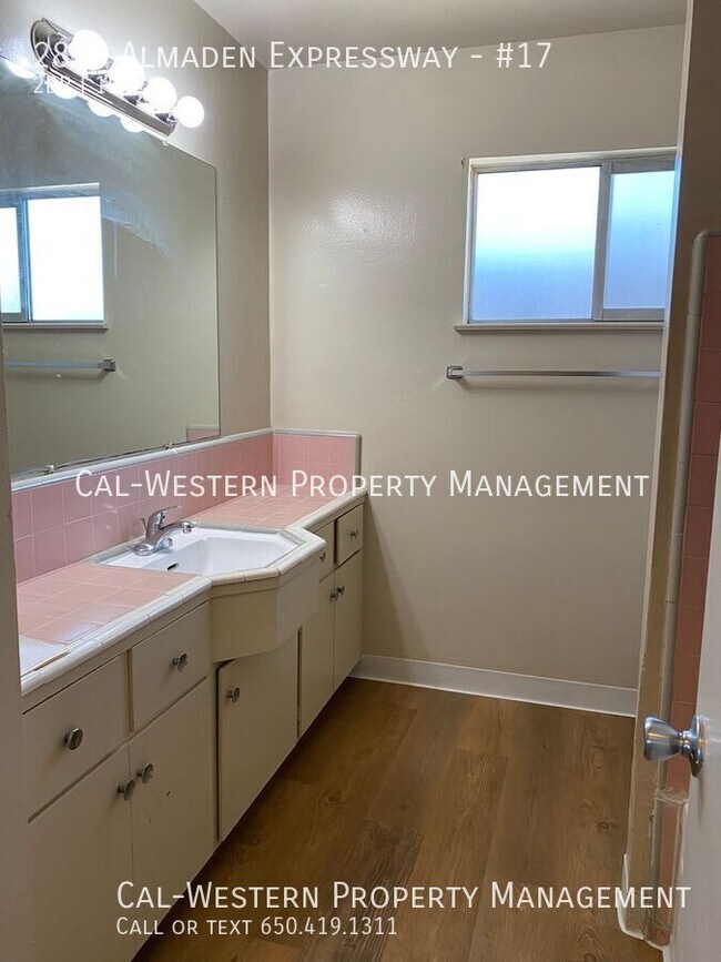 Building Photo - 2890 Almaden Expy