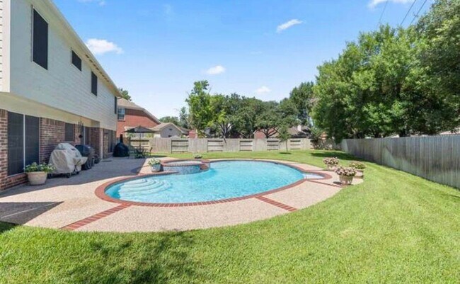 Building Photo - 20306 Elmwood Brook Ct