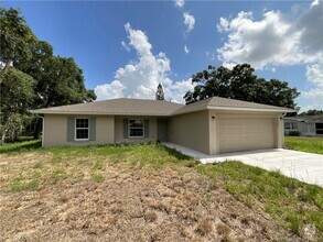 Building Photo - 7702 Lakeland Blvd