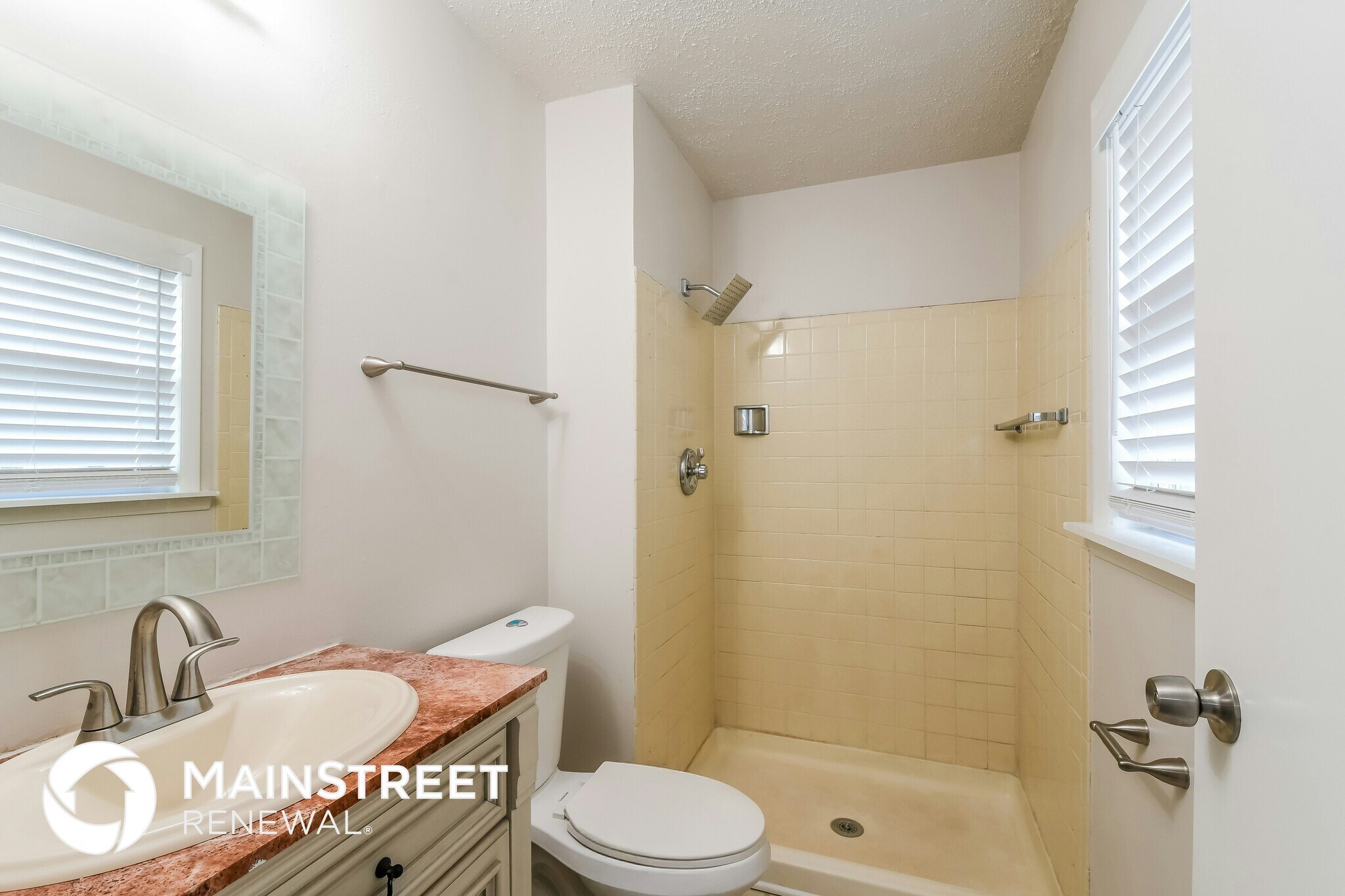 Building Photo - 15520 Ninety-Seventh Ave