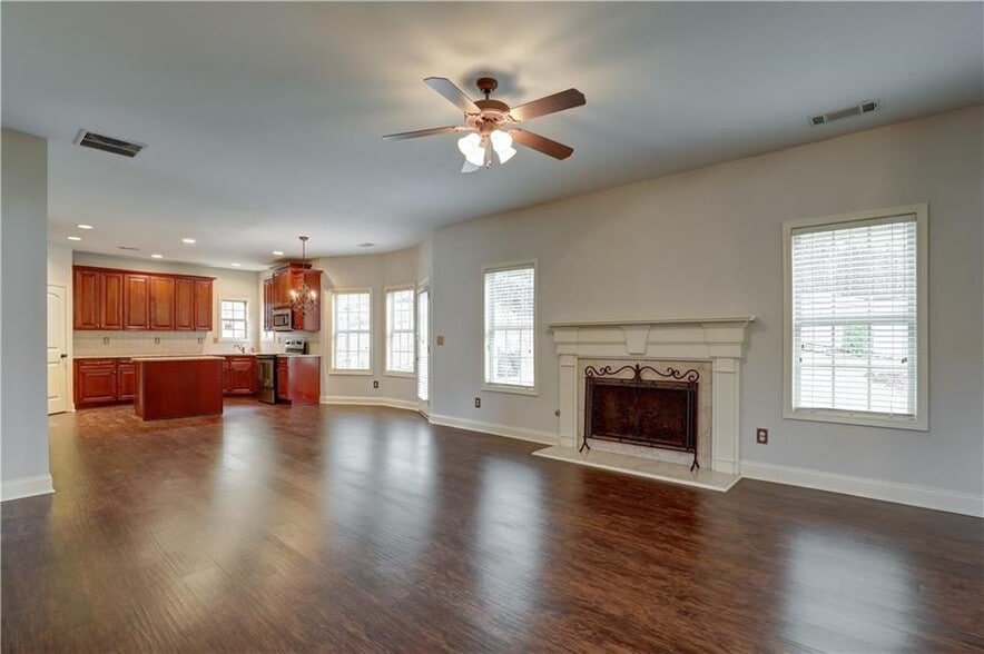 Building Photo - 1451 Primrose Park Rd