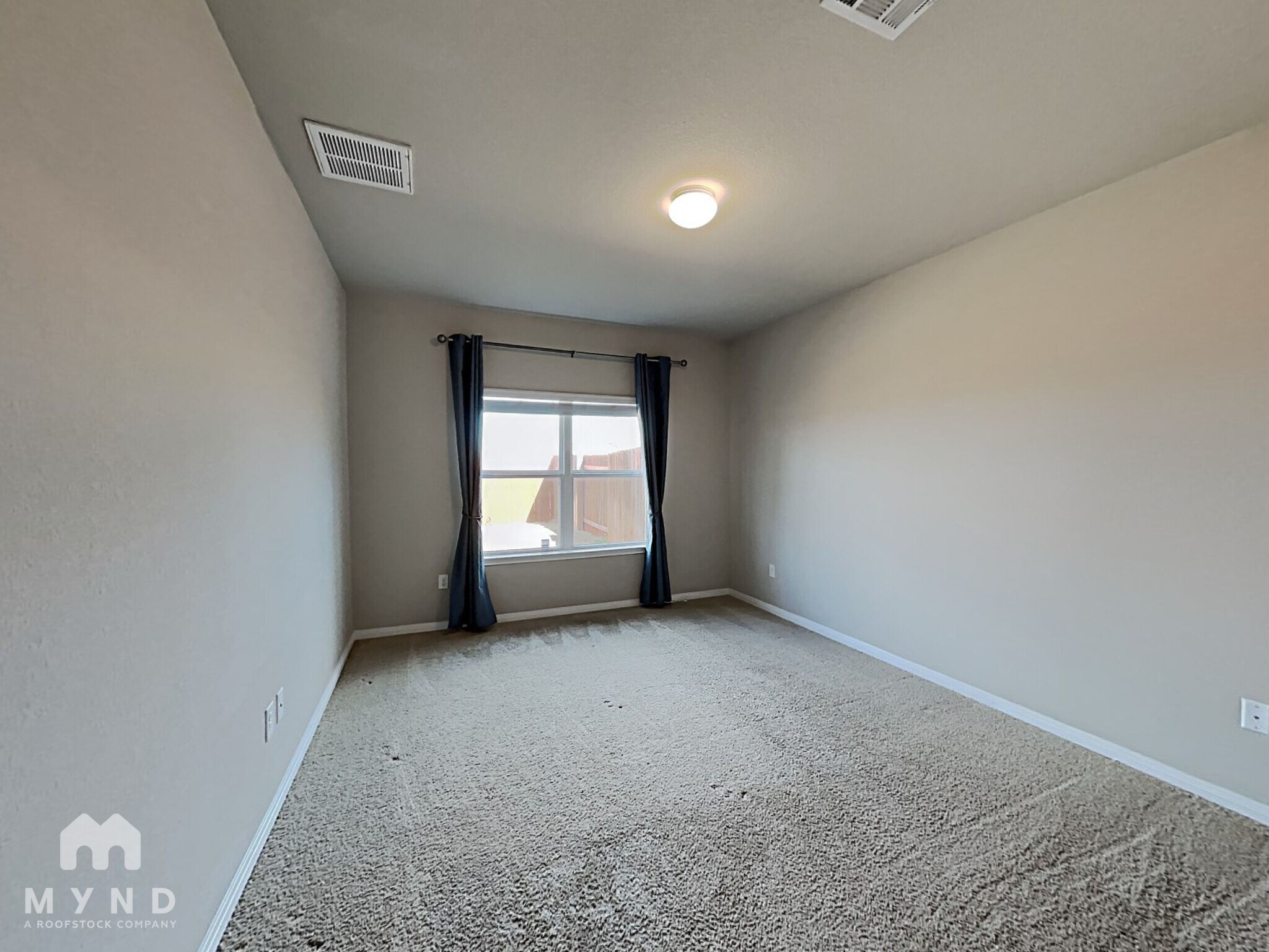 Building Photo - 1129 La Conterra Blvd