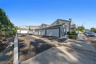 Building Photo - 24 Seaside Cir