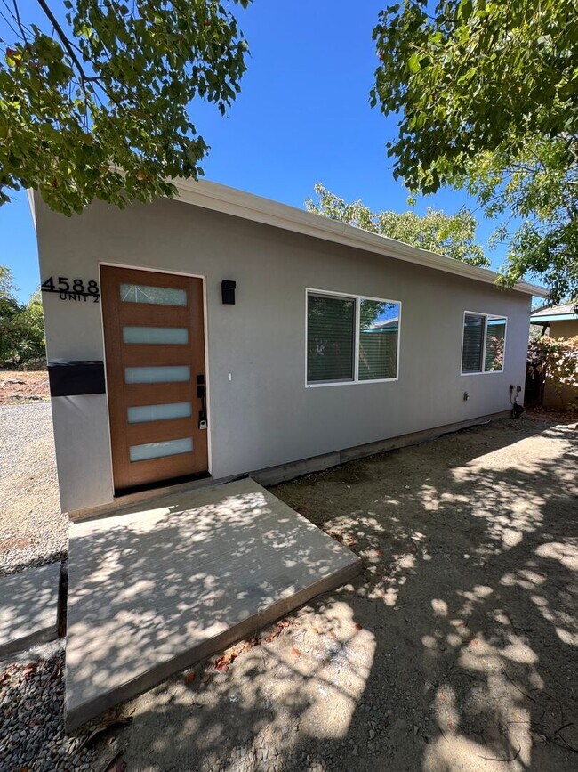 Building Photo - 4588 73rd St
