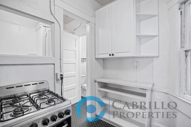 Building Photo - 2261 Fourth Ave