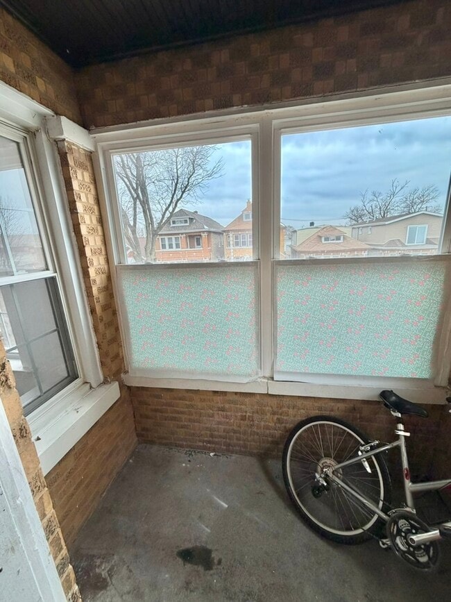 Building Photo - 4727 S Harding Ave