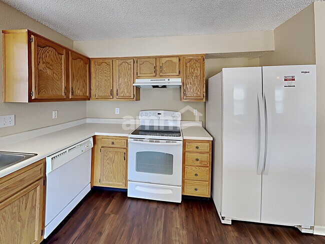 Building Photo - 3734 Laurel Cherry Ln