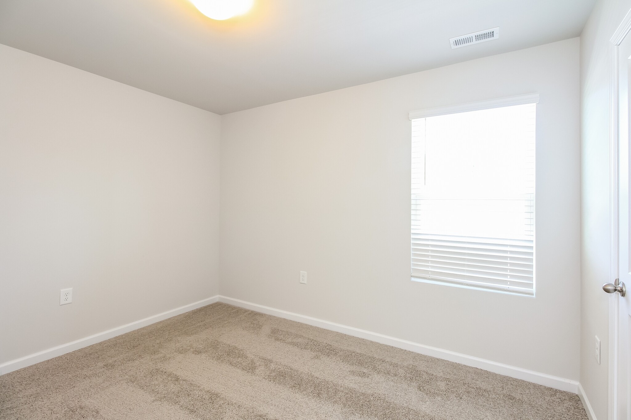 Building Photo - 2917 Ember Brook Ct
