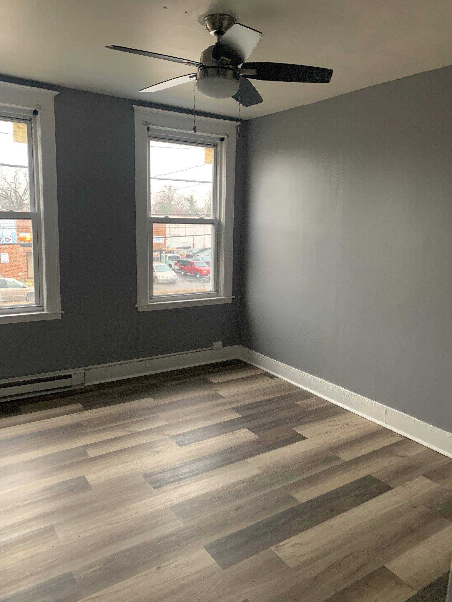 Building Photo - 5342 Reisterstown Rd