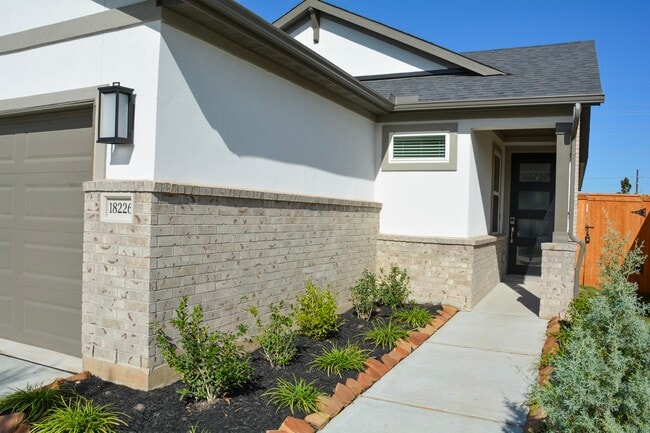 Building Photo - 18226 Norwood Groves Dr