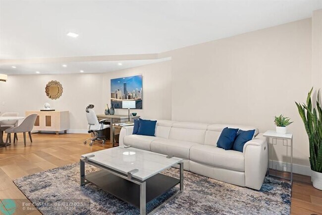 Building Photo - 701 N Fort Lauderdale Beach Blvd