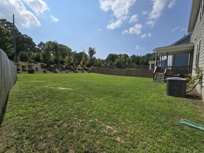 Building Photo - 344 Quarryrock Rd